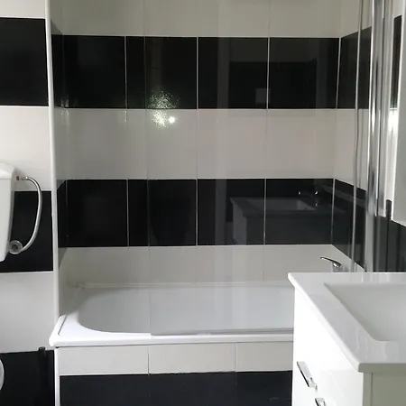 Гостьовий будинок Pensao Beira Minho