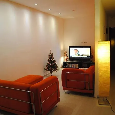 Гостьовий будинок Pensao Beira Minho Лісабон