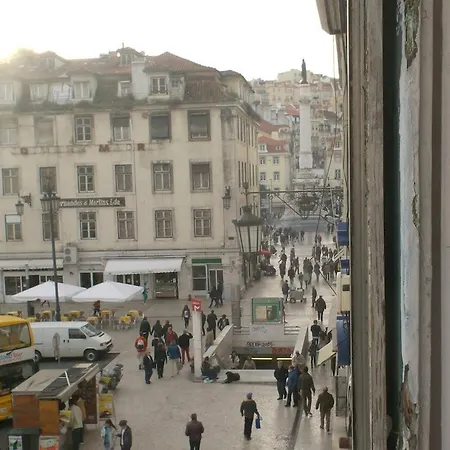 Pensao Beira Minho Лісабон