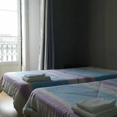 Pensao Beira Minho 2* Лісабон